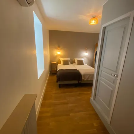 Le Clos 1003 Πανσιόν 4*
